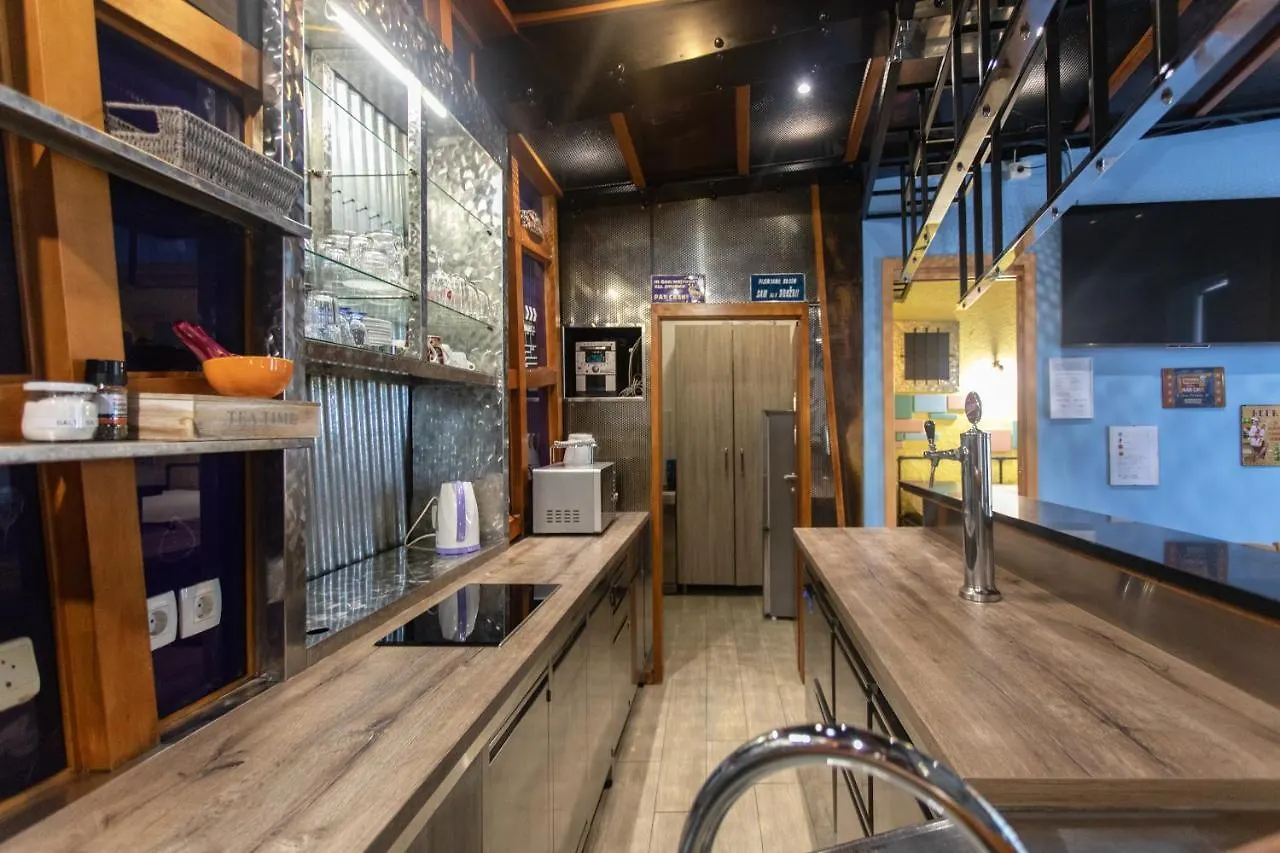 Stay In Pub Kamera Klub Apatment-City Center Lubiana Slovenia