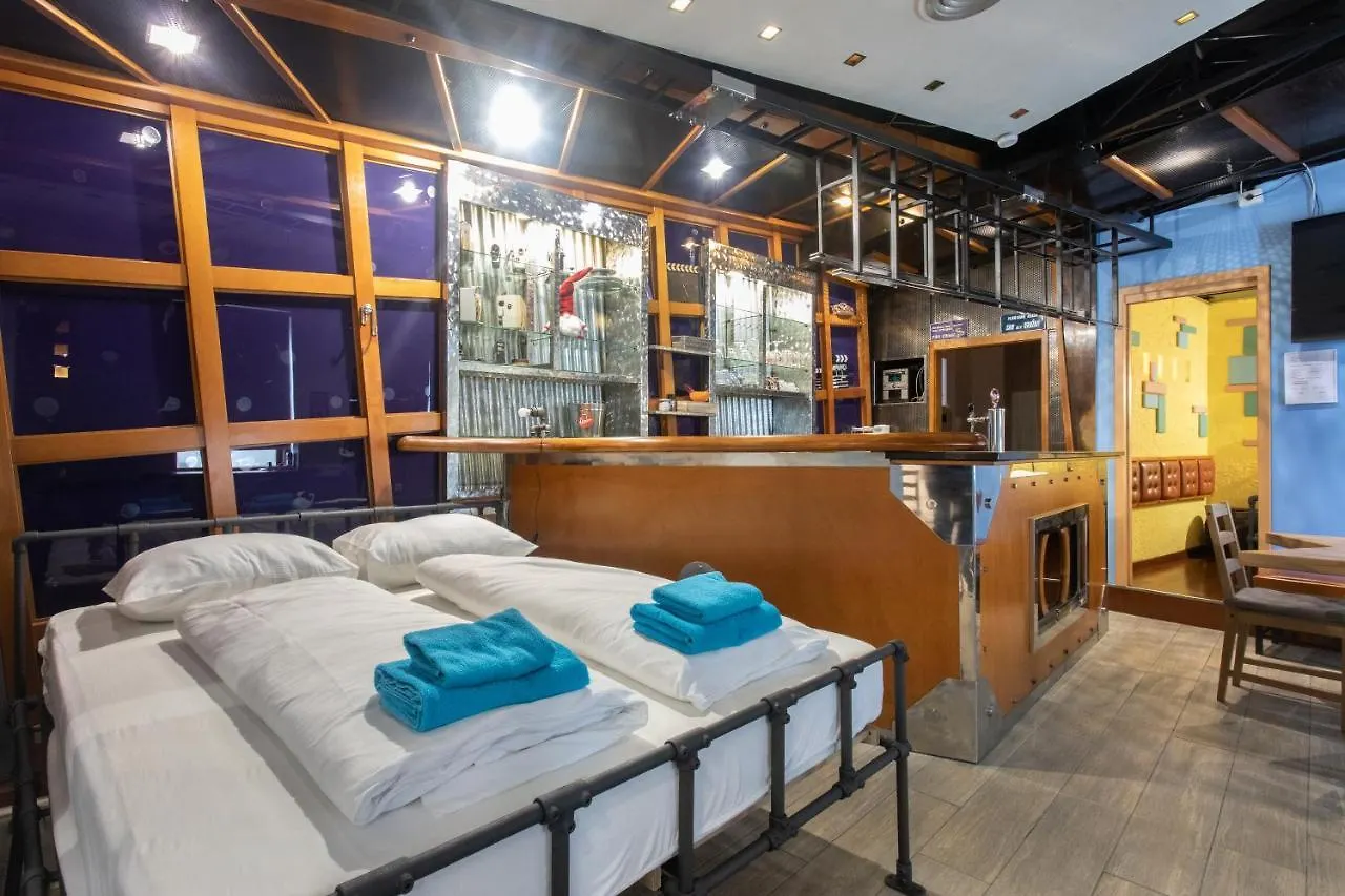 Stay In Pub Kamera Klub Apatment-City Center Lubiana Appartamento