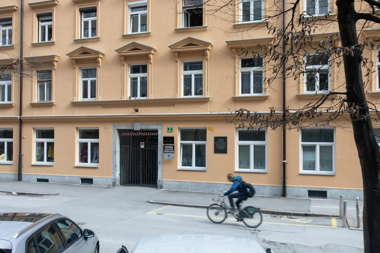 Stay In Pub Kamera Klub Apatment-City Center Lubiana Slovenia