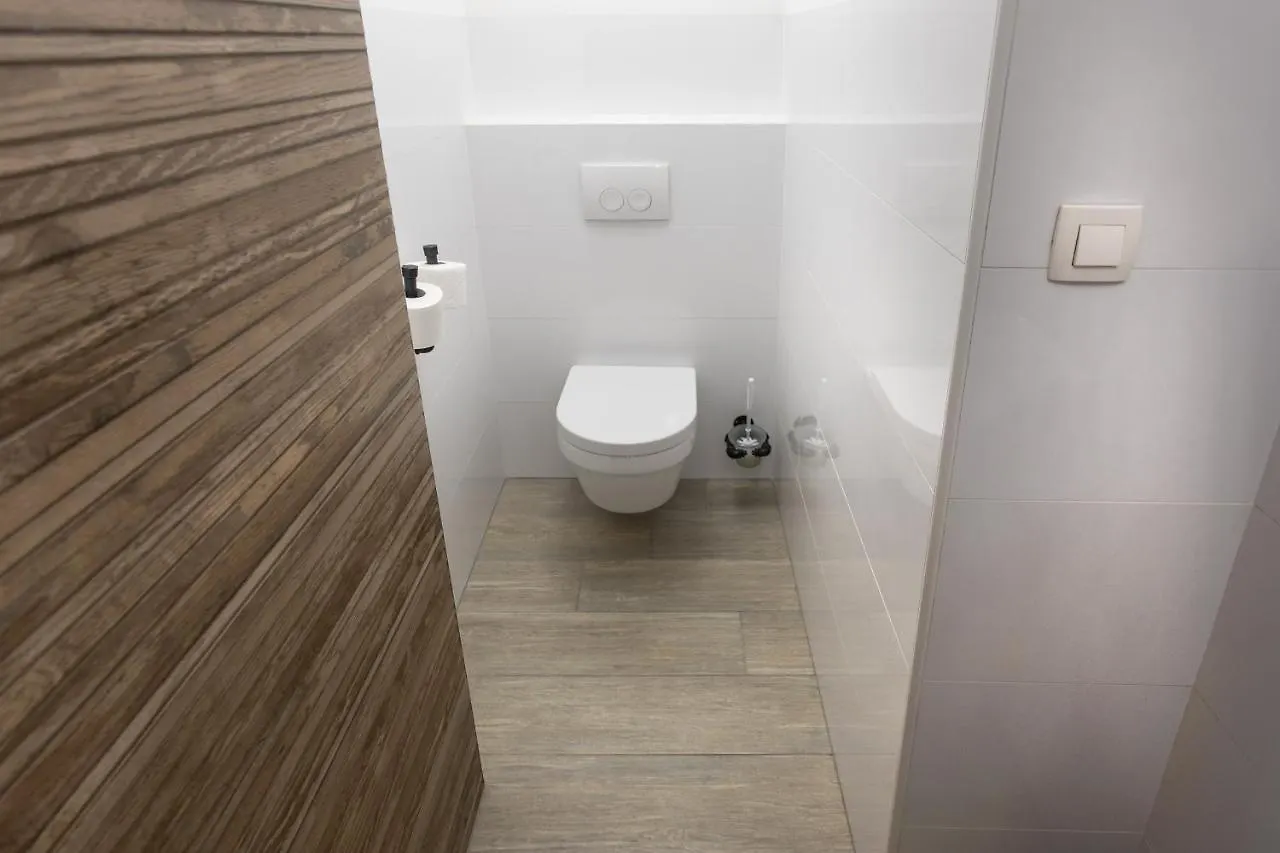 Stay In Pub Kamera Klub Apatment-City Center Ljubljana 0*,  Slovenia