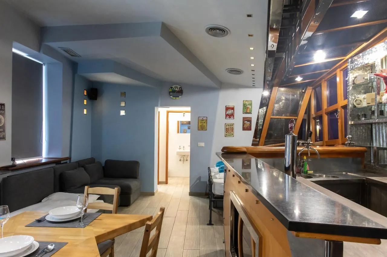 Stay In Pub Kamera Klub Apatment-City Center Ljubljana 0*,  Slovenia