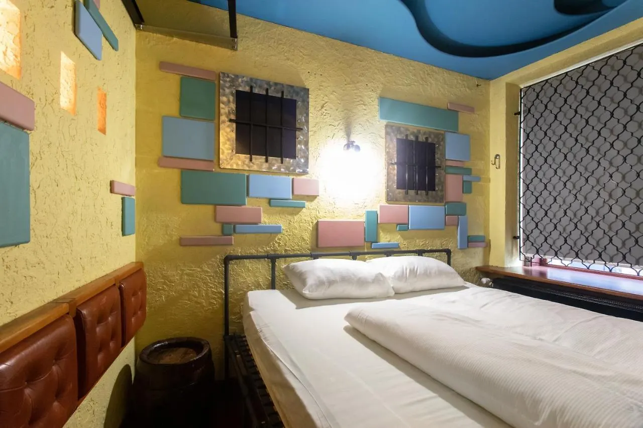 Apartment Stay In Pub Kamera Klub Apatment-City Center Ljubljana