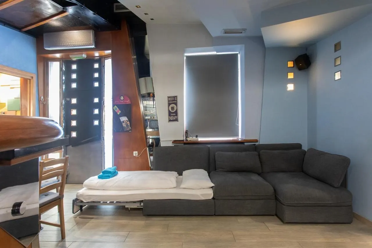 Stay In Pub Kamera Klub Apatment-City Center Ljubljana 0*,